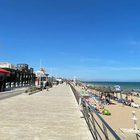 Prázdninový dům With Large Roof Terrace Near La Mata *